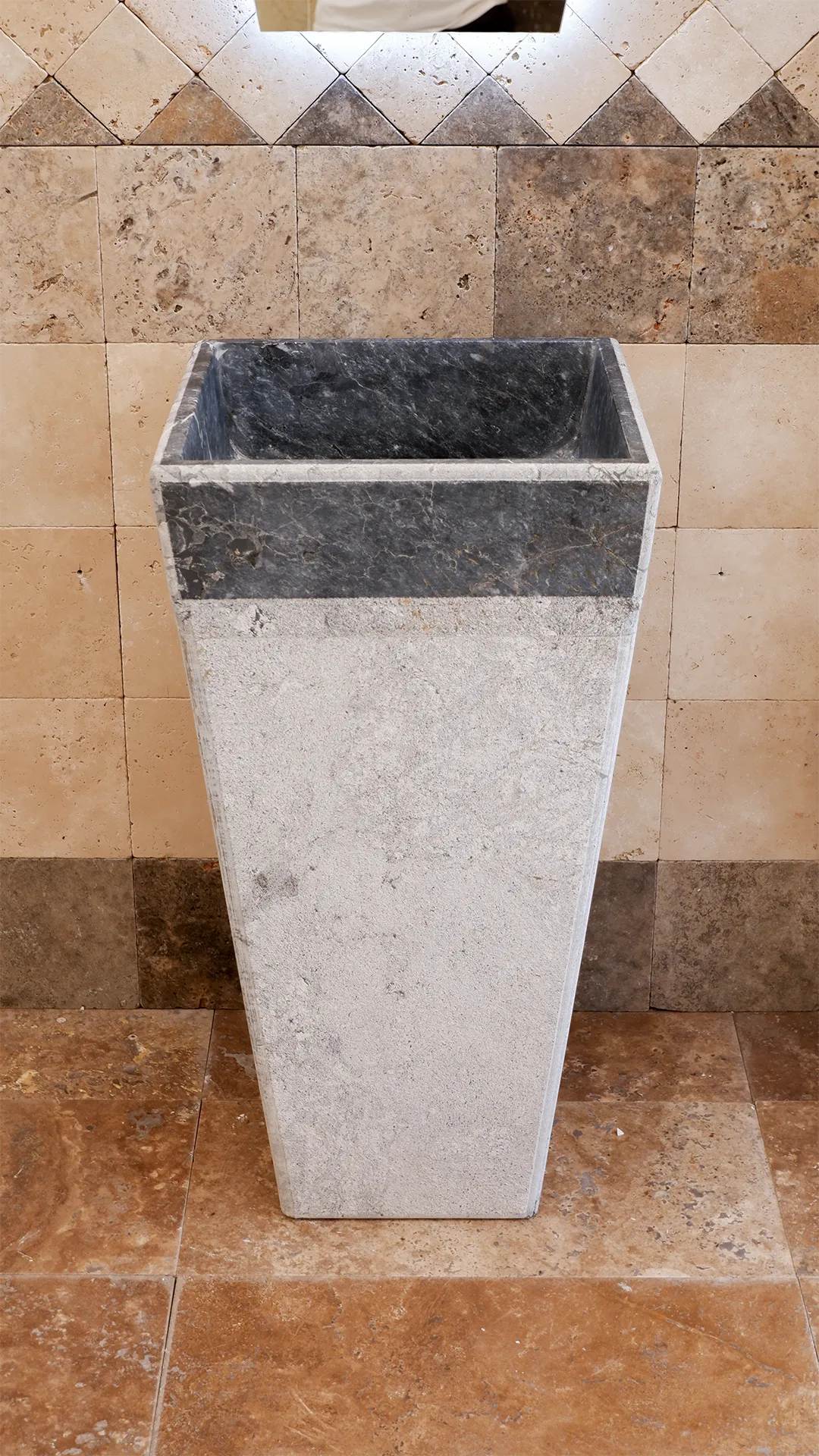 Lavabo bagno a Colonna in marmo nero 42x42x83 cm | Stone Art