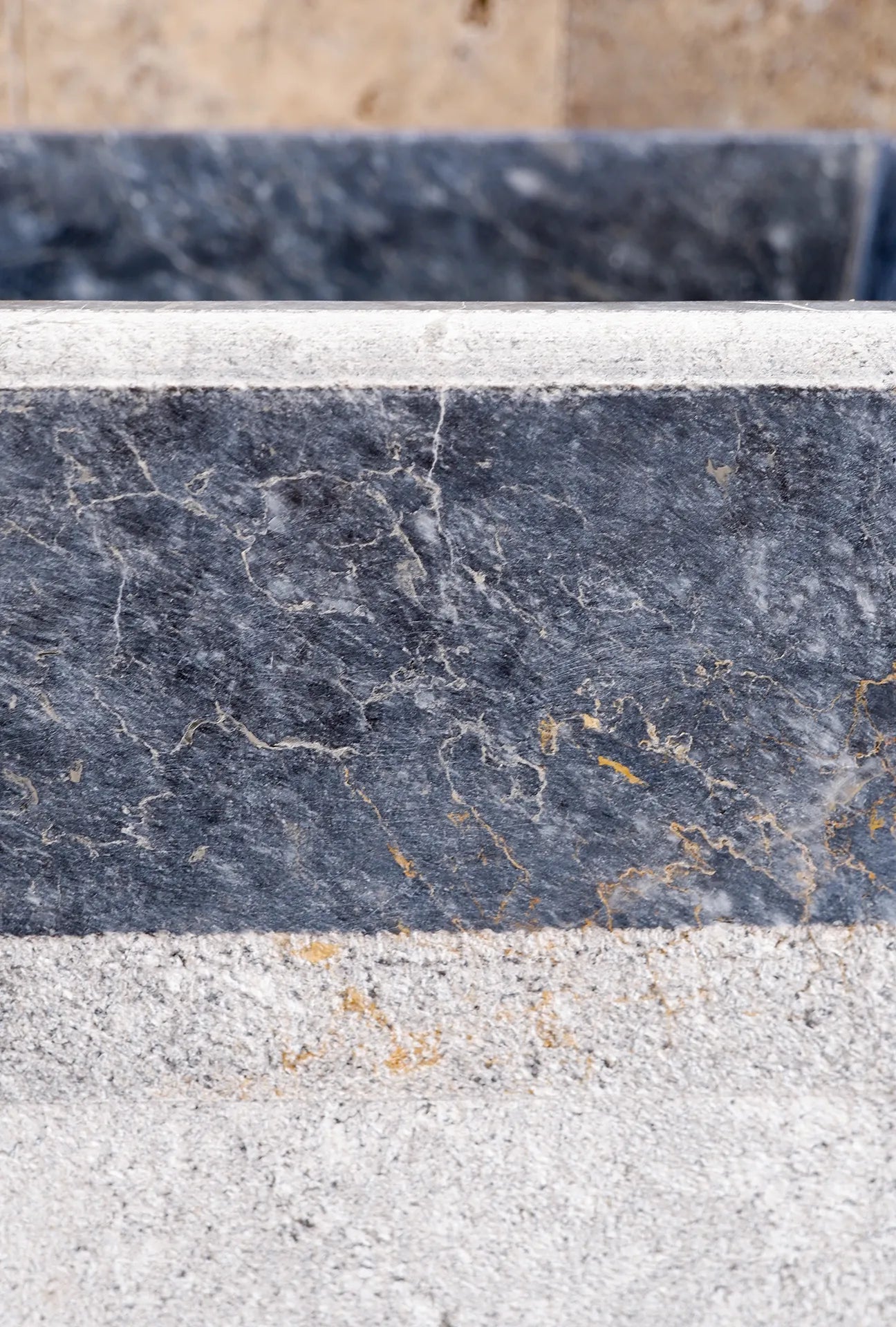 Lavabo bagno a Colonna in marmo nero 42x42x83 cm | Stone Art