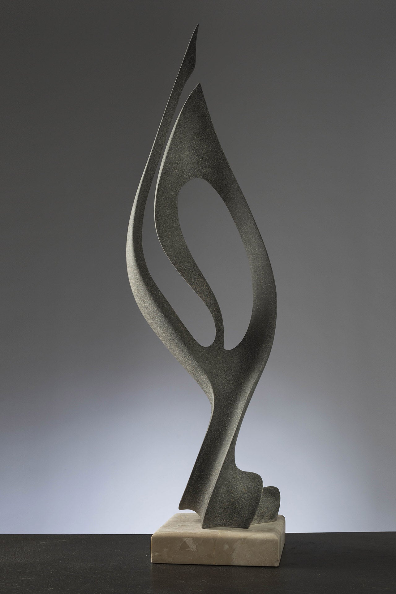 “GERMOGLIO” Scultura in Pietra naturale di Gianfranco Puddu | Stone Art
