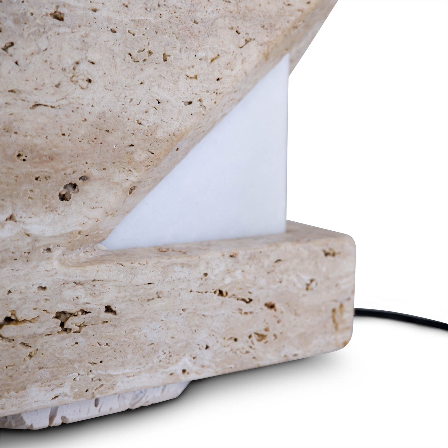 Lampada-tavolo-cubo-pietra-travertino-afyon-vista-dettaglio2-StoneArt