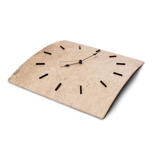 Orologio-parete-Quadrato-38x38cm-pietra-marmo-bianco-Orosei-prospettiva-StoneArt
