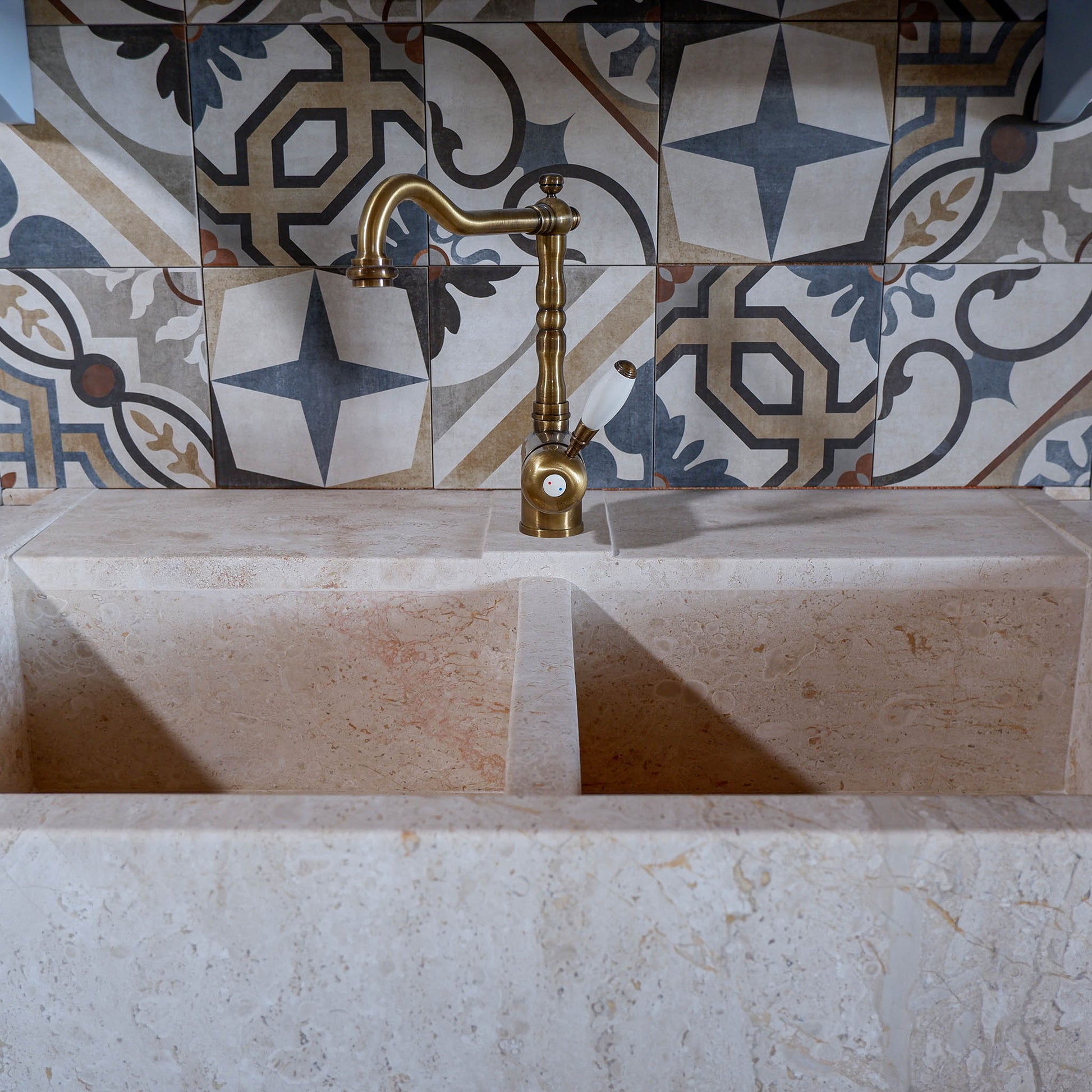 Lavello Cucina doppia vasca in Pietra Marmo Bianco di Orosei 90x65x23 cm | Stone Art