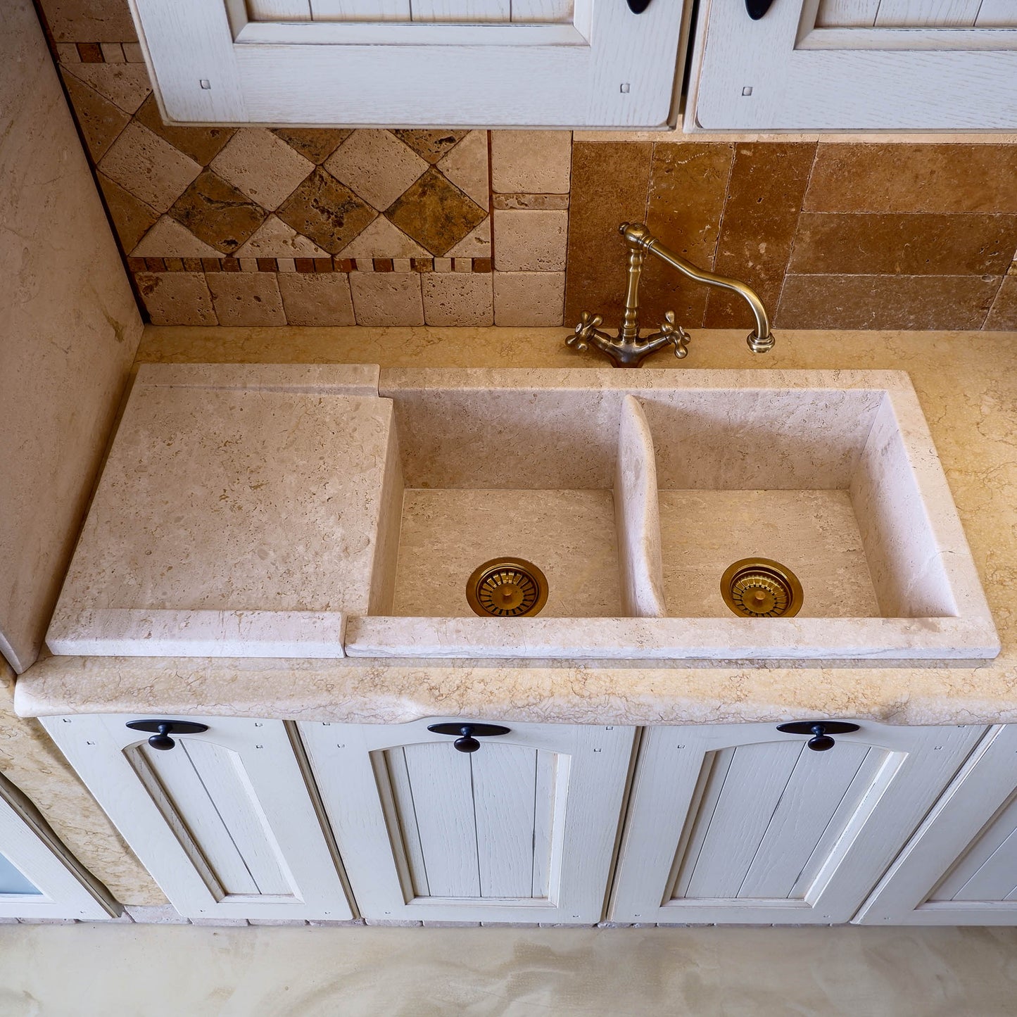 Lavello Cucina doppia vasca con gocciolatoio in Pietra Marmo Bianco di Orosei | Stone Art 