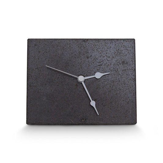 Orologio da tavolo in pietra Basalto 20x16 cm vista frontale  | Stone Art
