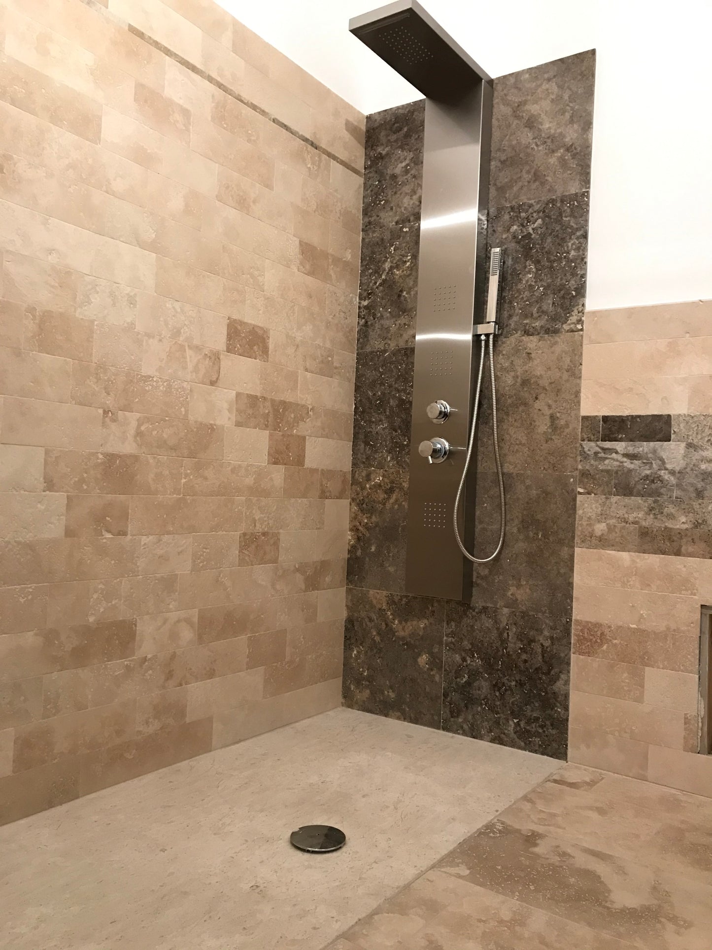 bagno parete doccia Piastrelle Pietra Travertino Chiaro Light ST 1x10xFL | Stone Art