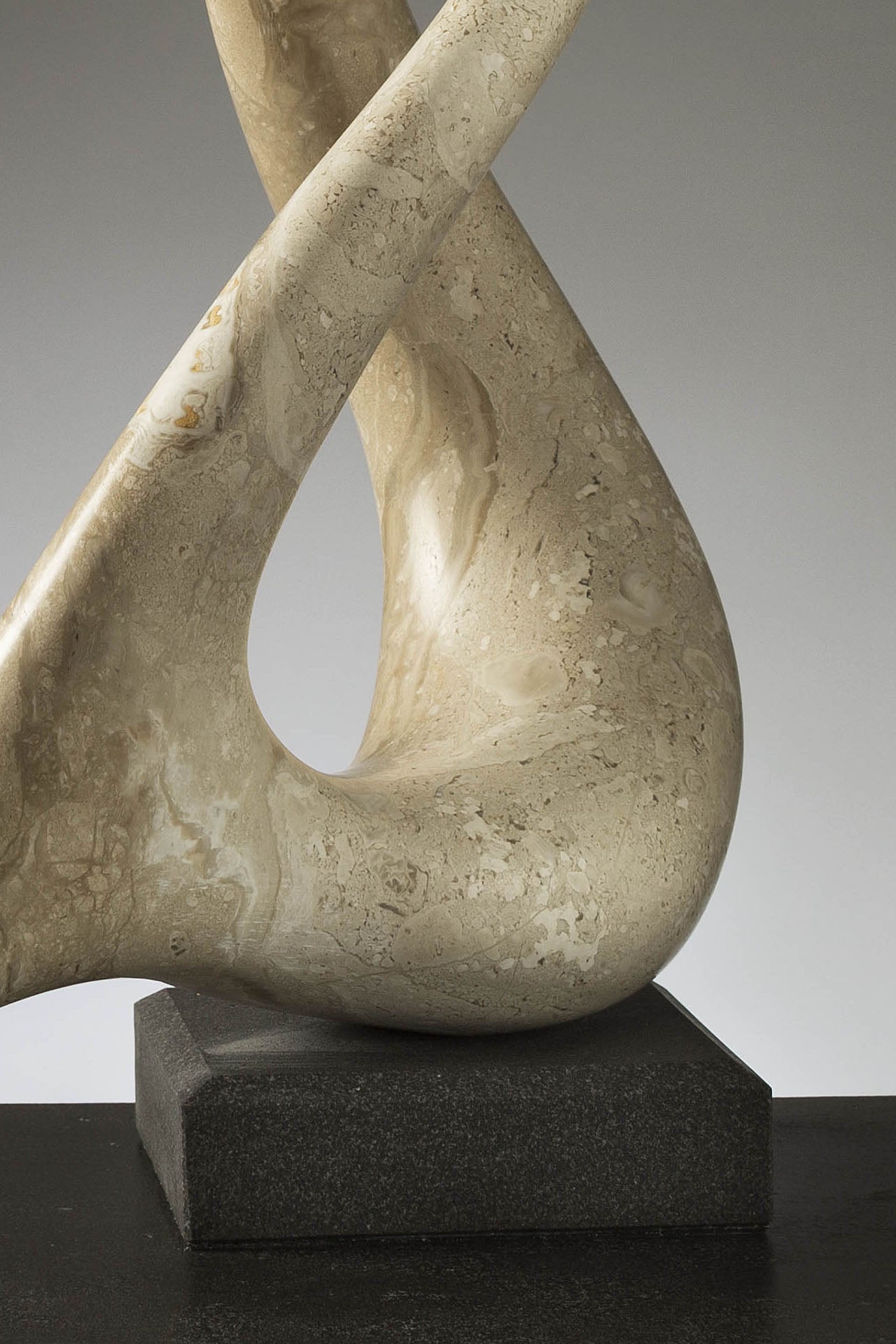 "RAIGHINAS" Scultura in Pietra naturale di Gianfranco Puddu | Stone Art